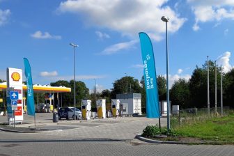 Van Staveren Shell-tankstation Almere Buiten Oost laadplein