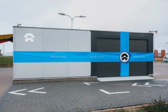 Nio opent aan snelweg A4 derde Nederlandse ‘power swap station’