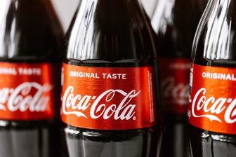 Coca-Cola stapt in Nederland volledig over op elektrische bedrijfsauto’s