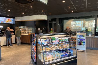 AVIA-tankstation Pijnacker nu Haan met Tony’s coffee & more: ‘Shop naar hoger horeca-niveau tillen’