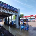 Mohanlal XL opent in Sliedrecht carwash met Express Shop