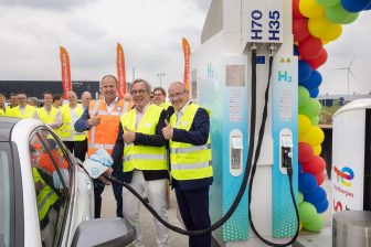 TotalEnergies en H2point openen nieuw waterstoftankstation: ‘Past in ambitie’