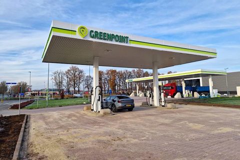 VGB Tankstations schroeft laadpalen Greenpoint Asten op naar 400 kW