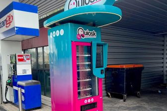 Onbemande tankstations plaatsen Quiosk vendingautomaat met food en drinks