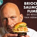Na samenwerkingen eerder dit jaar met twee-sterrenchef Soenil Bahadoer en BBQ-chef Ralph de Kok, is het nu de Rotterdamse tv-kok Herman den Blijker die speciaal voor de verkoop in bakeries van Shell Café twee Franse broodjes ontwikkelde.