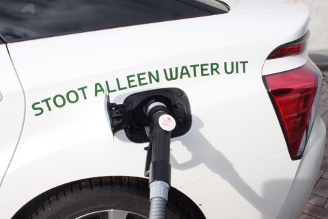 Bij de Texaco aan de Beneluxweg in Terneuzen, een tankstation in het netwerk van De Pooter Olie, komt het eerste waterstoftankstation van Zeeuws-Vlaanderen. Het project wordt gerealiseerd door H4A, De Hoop Terneuzen, Multraship Towage & Salvage, Syndus Group en De Pooter Olie.