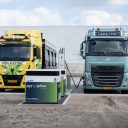 NXT 50five, de joint venture tussen NXT Mobility en 50five, heeft zijn snellaadnetwerk voor elektrische vrachtwagens uitgebreid met een nieuwe locatie op de Holthausen Energy Point aan de Beiraweg in het Westelijk Havengebied in Amsterdam.